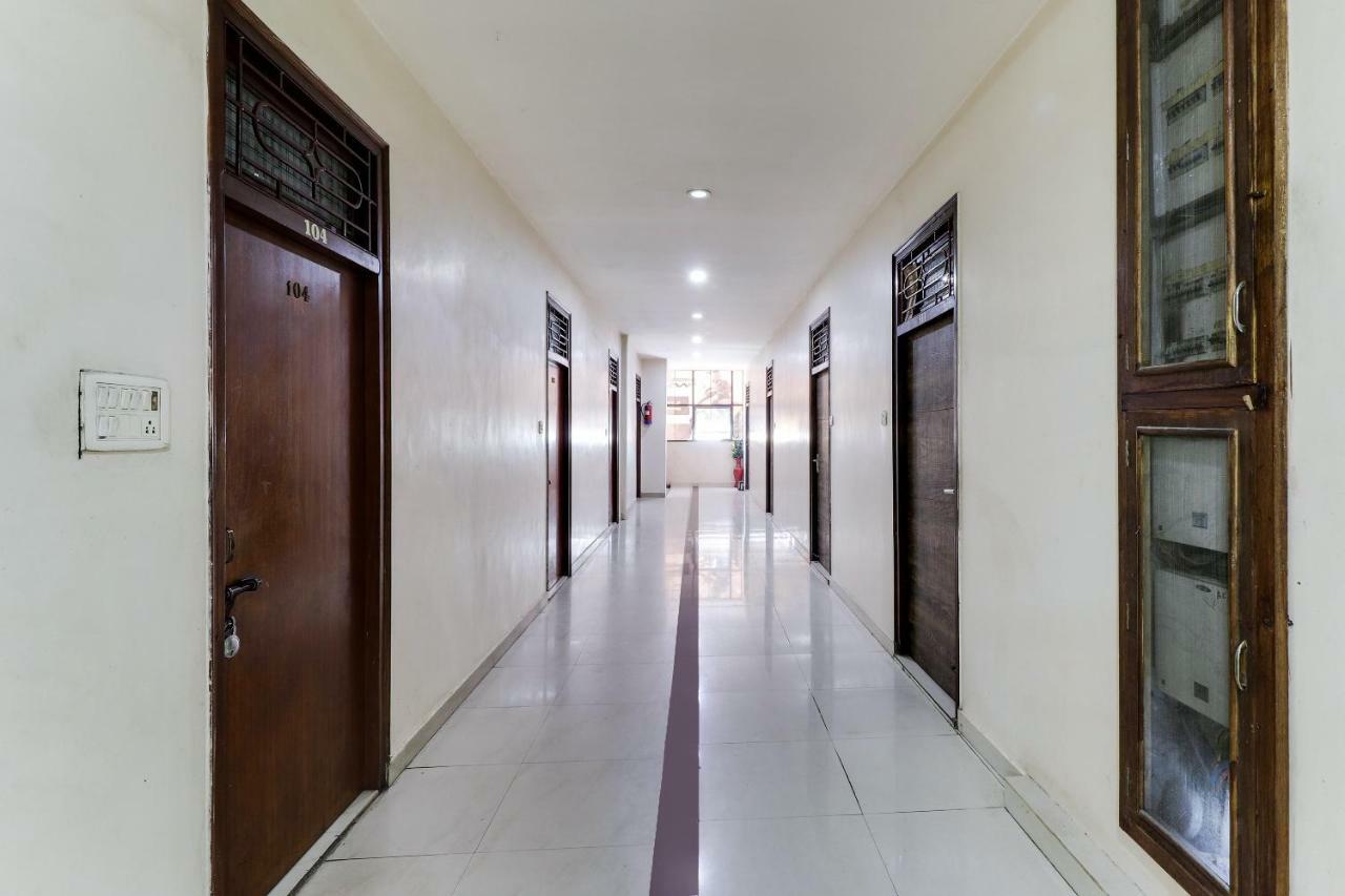 Oyo 43936 Hotel Rajputana Palace Farrukhabad Exteriör bild