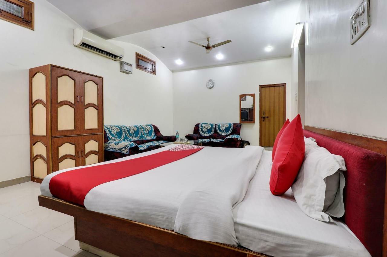 Oyo 43936 Hotel Rajputana Palace Farrukhabad Exteriör bild